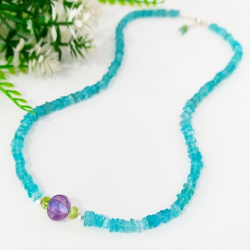 Apatite Special Design Natural Stone Necklace – DKLY300