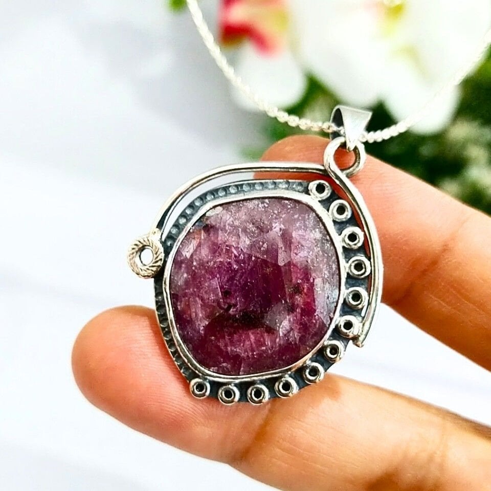 Doğal Yakut Özel Tasarım Kolye – TSR1334