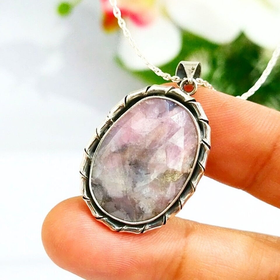 Doğal Safir Taşı Özel Tasarım Kolye – TSR1338